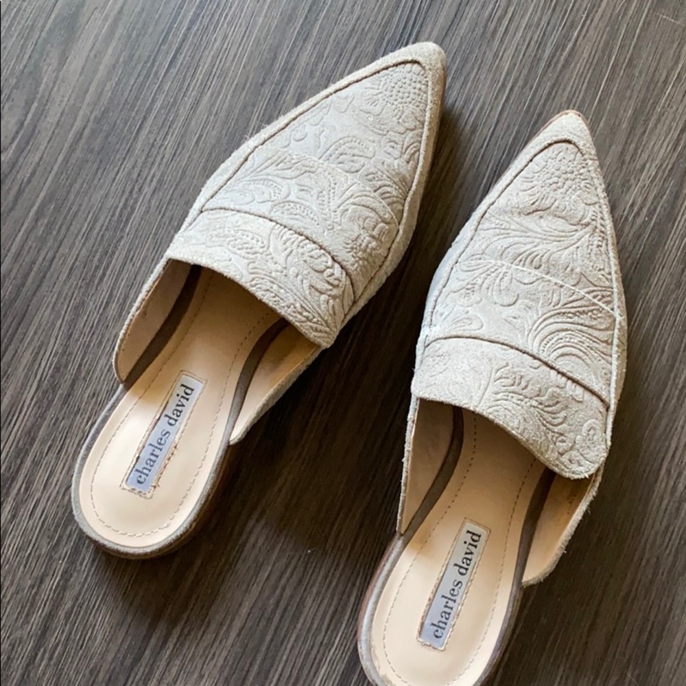 Charles David Jacquard Print Mules